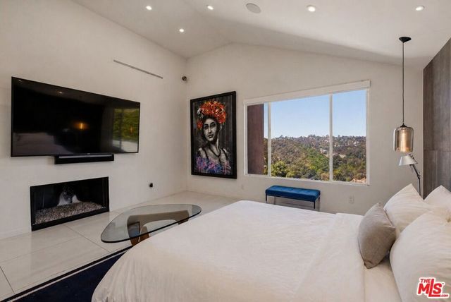 2393 Mount Olympus Drive, Los Angeles, CA 90046