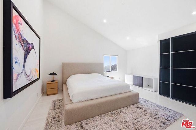 2393 Mount Olympus Drive, Los Angeles, CA 90046