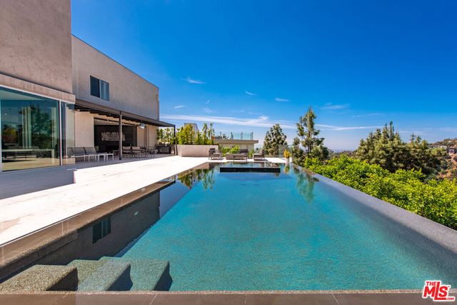 2393 Mount Olympus Drive, Los Angeles, CA 90046