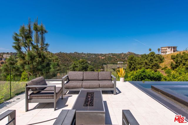 2393 Mount Olympus Drive, Los Angeles, CA 90046