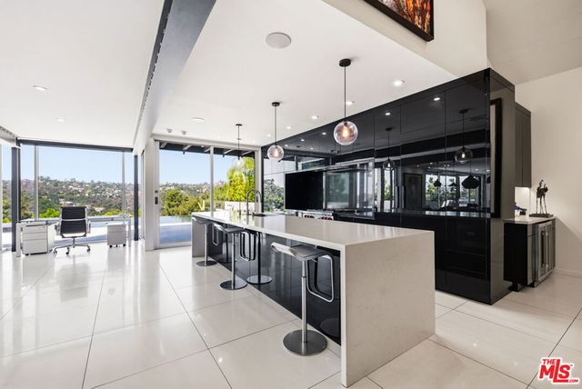 2393 Mount Olympus Drive, Los Angeles, CA 90046