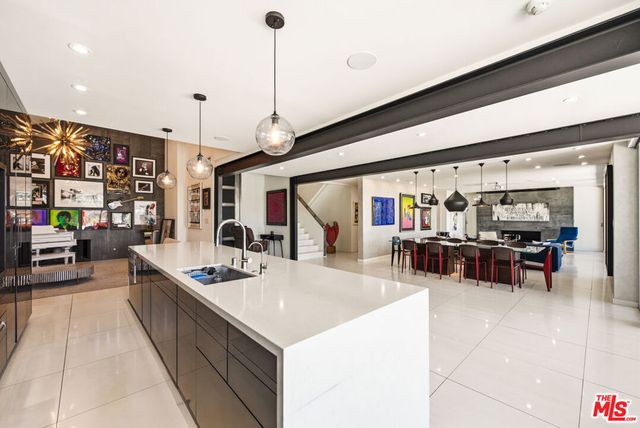 2393 Mount Olympus Drive, Los Angeles, CA 90046