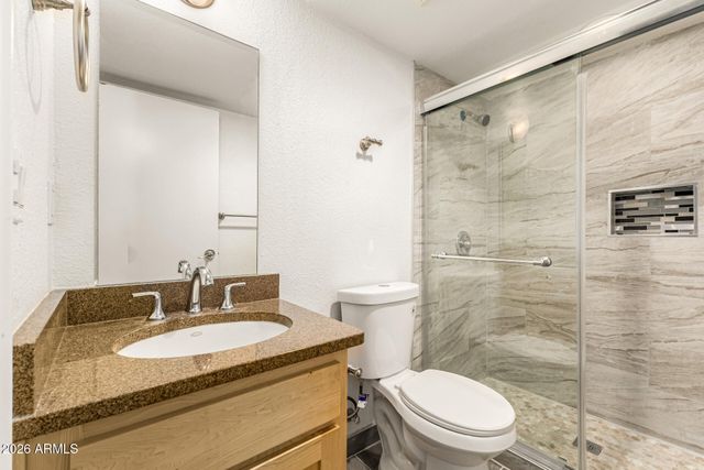 4704 E PARADISE VILLAGE Parkway 211, Phoenix, AZ 85032