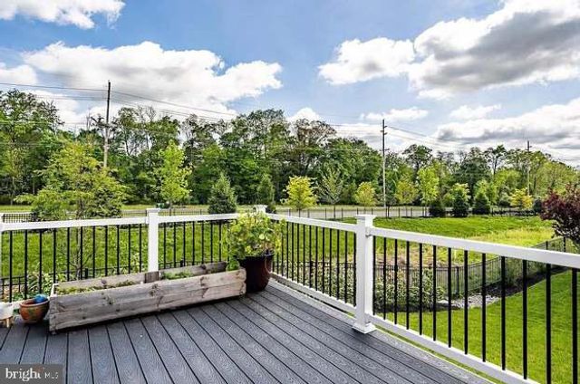 608 MOCKERNUT CT, Chester Springs, PA 19425