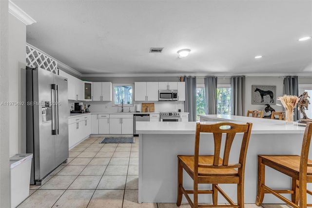 20076 SW 190th St, Miami, FL 33187