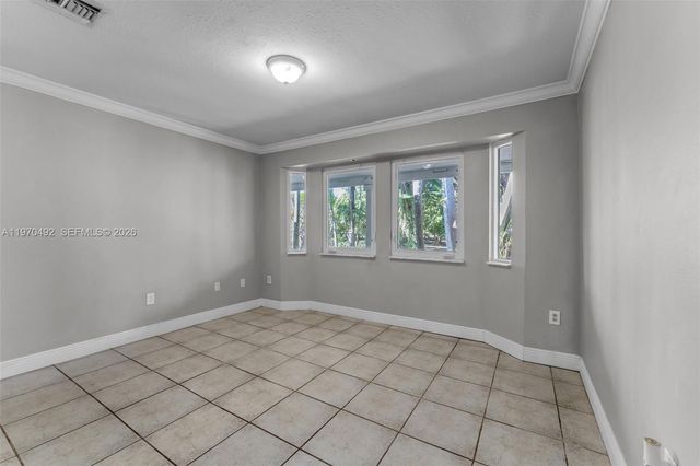 20076 SW 190th St, Miami, FL 33187