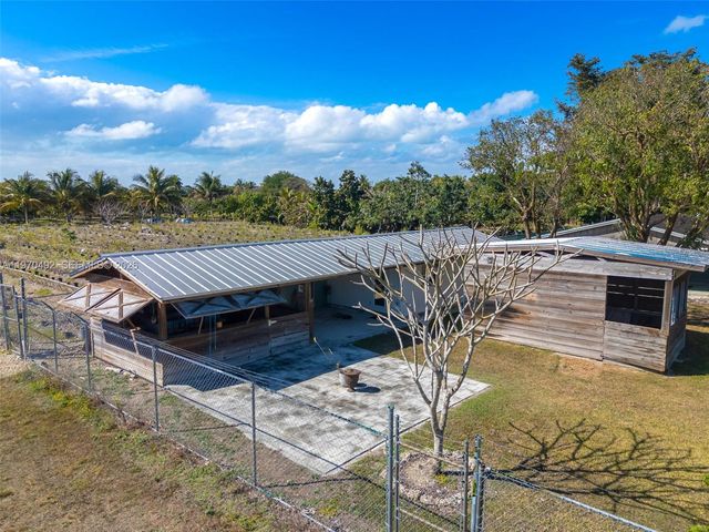 20076 SW 190th St, Miami, FL 33187