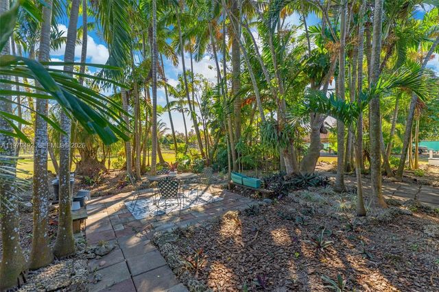 20076 SW 190th St, Miami, FL 33187