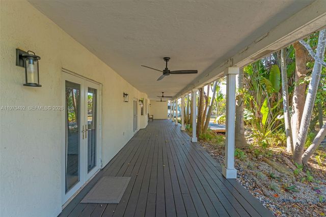 20076 SW 190th St, Miami, FL 33187