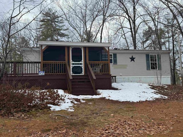 16 Hodsdon Shore Road, Ossipee, NH 03814