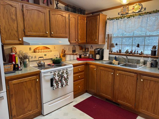 16 Hodsdon Shore Road, Ossipee, NH 03814