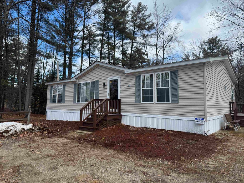 16 Hodsdon Shore Road, Ossipee, NH 03814
