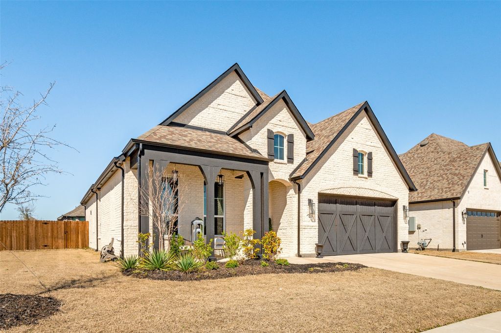 425 Lost Creek Trail, Waxahachie, TX 75165
