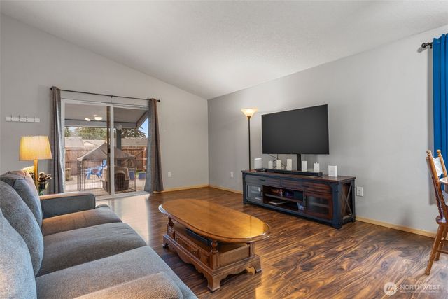 6321 199th Loop SW, Rochester, WA 98579