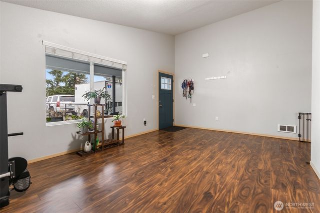 6321 199th Loop SW, Rochester, WA 98579