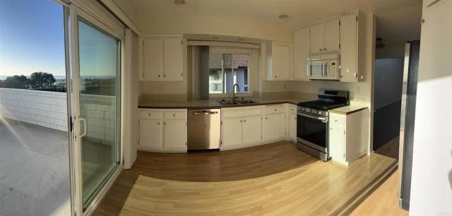 6815 Zinnia Court, Carlsbad, CA 92011