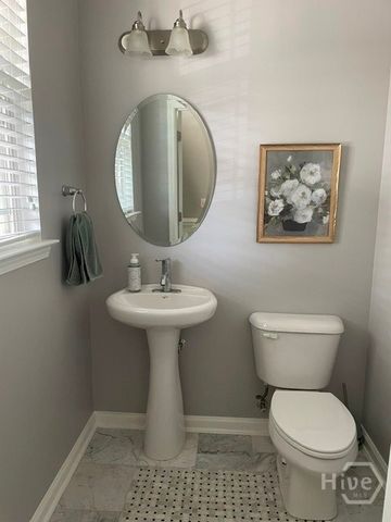 124 Chapel Lake S, Savannah, GA 31419