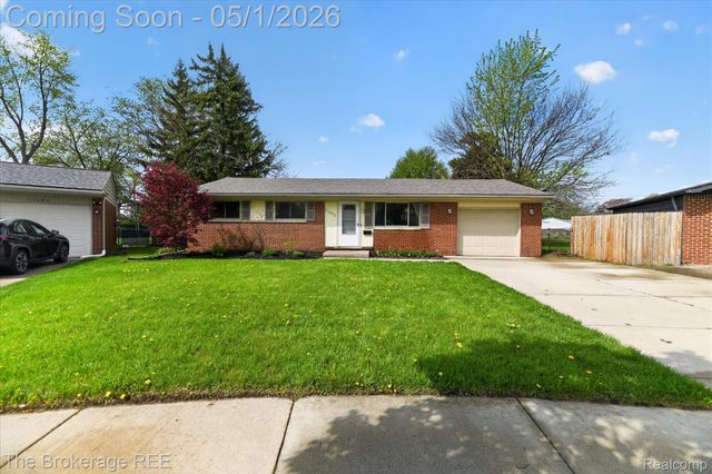 11672 De Clerck Drive, Sterling Heights, MI 48313