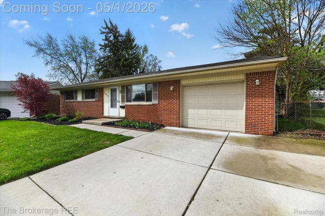 11672 De Clerck Drive, Sterling Heights, MI 48313