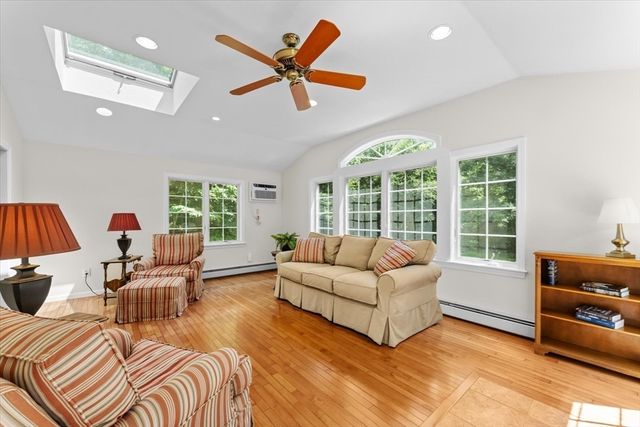 3 Leone Lane, Mendon, MA 01756