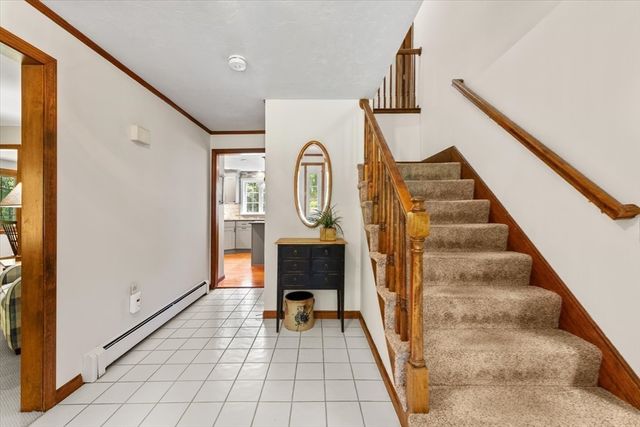 3 Leone Lane, Mendon, MA 01756