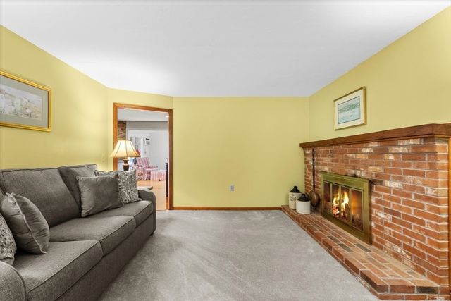 3 Leone Lane, Mendon, MA 01756