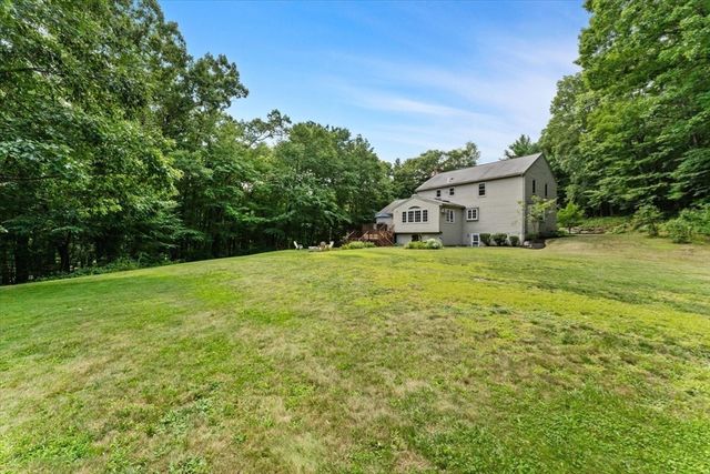 3 Leone Lane, Mendon, MA 01756