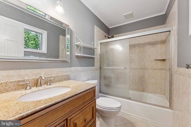 25 ACORN LN, Cape May Court House, NJ 08210