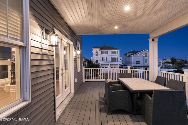 15 Cove Road, Toms River, NJ 08753
