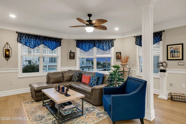 15 Cove Road, Toms River, NJ 08753