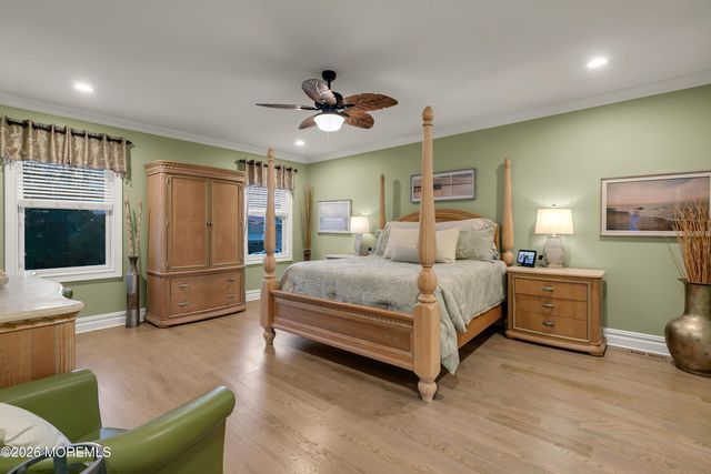 15 Cove Road, Toms River, NJ 08753