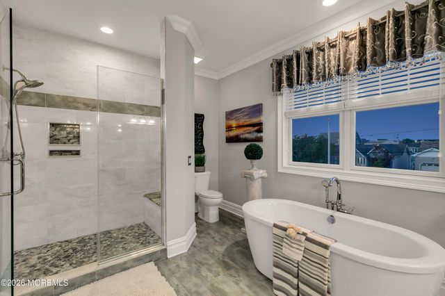 15 Cove Road, Toms River, NJ 08753