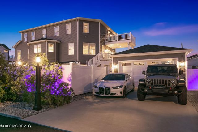 15 Cove Road, Toms River, NJ 08753