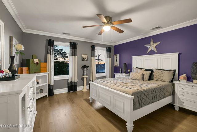 15 Cove Road, Toms River, NJ 08753