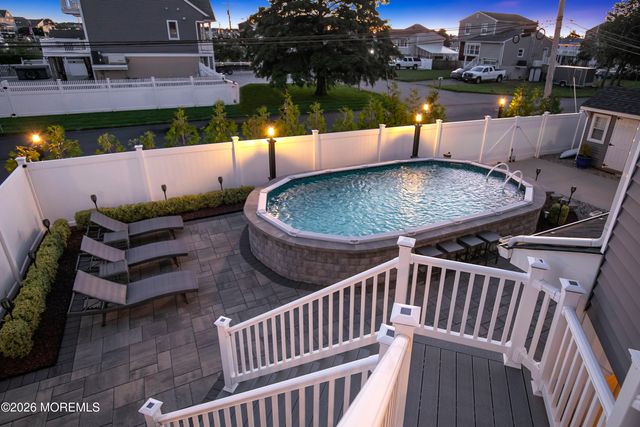 15 Cove Road, Toms River, NJ 08753