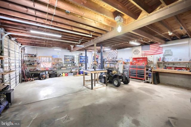 950-C GREEN SPRINGS RD, Hanover, PA 17331