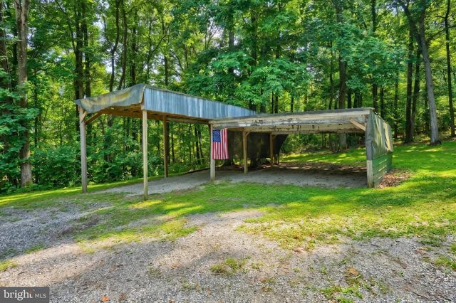 950-C GREEN SPRINGS RD, Hanover, PA 17331