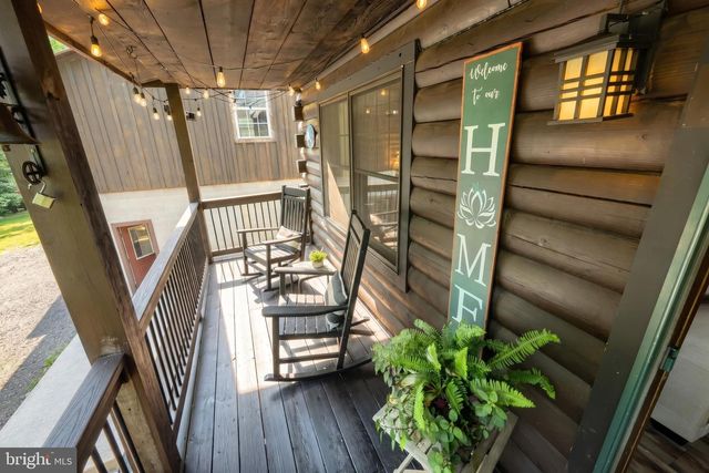 950-C GREEN SPRINGS RD, Hanover, PA 17331