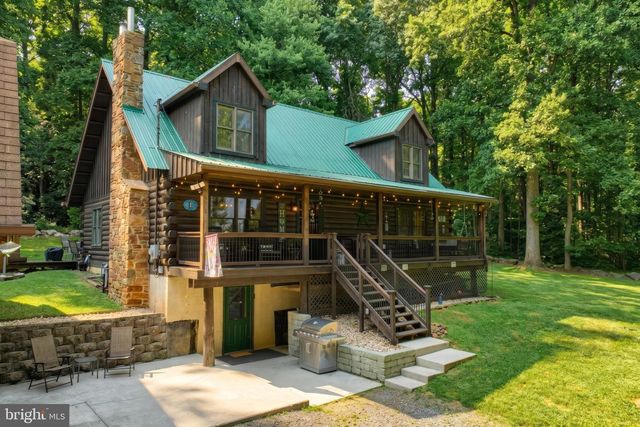 950-C GREEN SPRINGS RD, Hanover, PA 17331