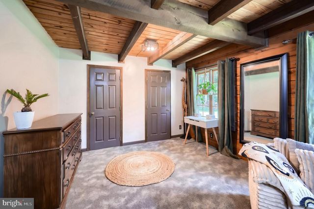 950-C GREEN SPRINGS RD, Hanover, PA 17331