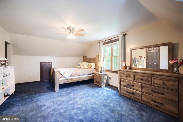950-C GREEN SPRINGS RD, Hanover, PA 17331
