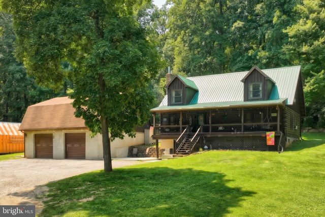 950-C GREEN SPRINGS RD, Hanover, PA 17331