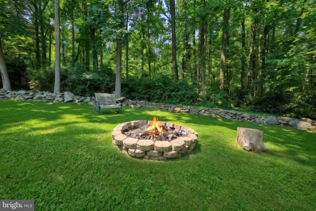 950-C GREEN SPRINGS RD, Hanover, PA 17331