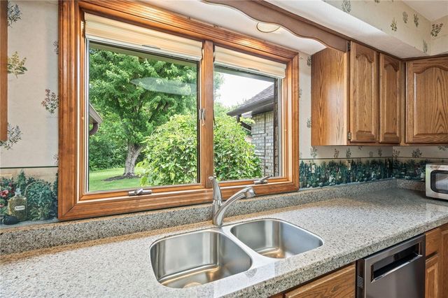 7630 Essington Circle, Washington Twp, OH 45459
