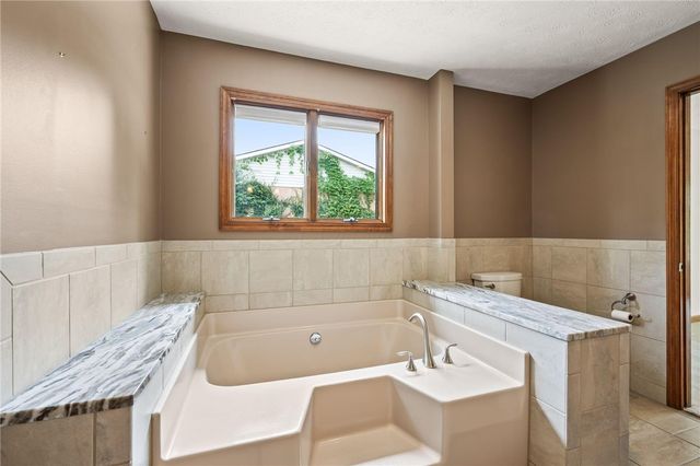 7630 Essington Circle, Washington Twp, OH 45459