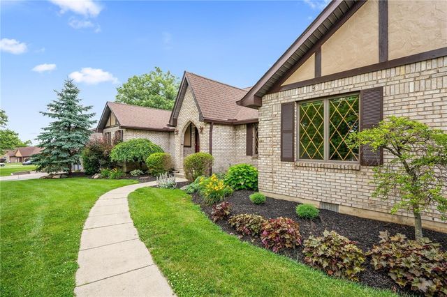 7630 Essington Circle, Washington Twp, OH 45459