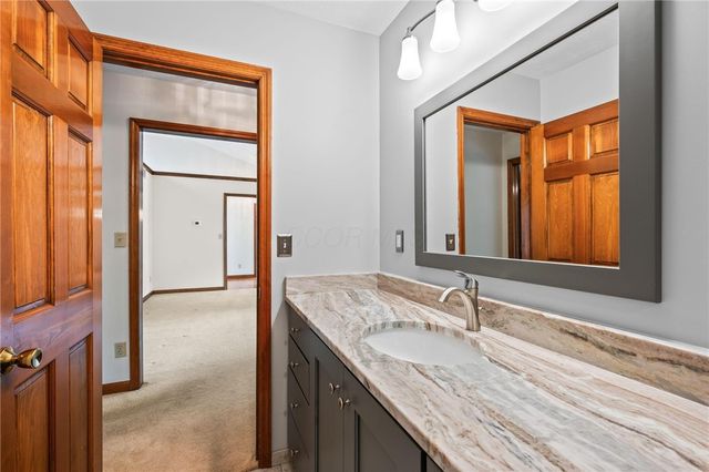 7630 Essington Circle, Washington Twp, OH 45459