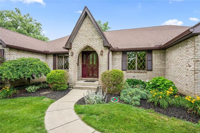7630 Essington Circle, Washington Twp, OH 45459