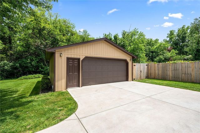 7630 Essington Circle, Washington Twp, OH 45459
