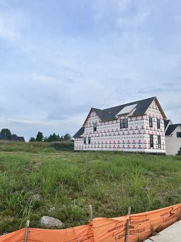 448 Bell Lake Rd, Gallatin, TN 37066